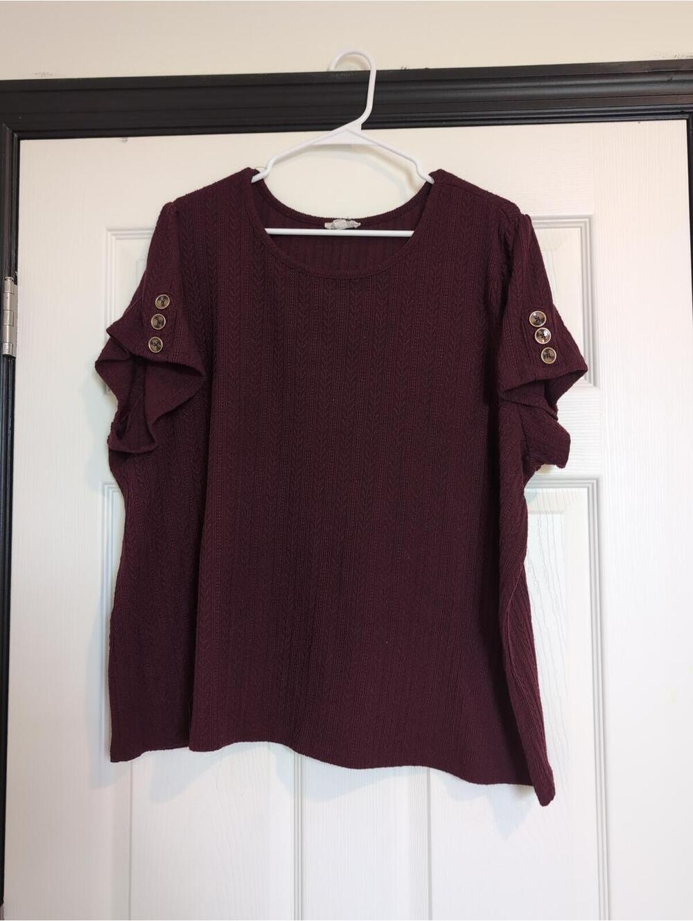 3X burgundy knit top